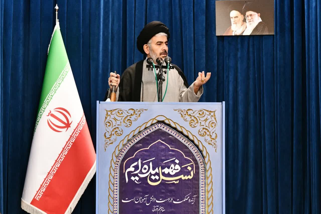 نبود مسجد در برخی مناطق شهری خجالت‌آور است/ متولیان شهرسازی کم‌کاری‌ها را جبران کنند