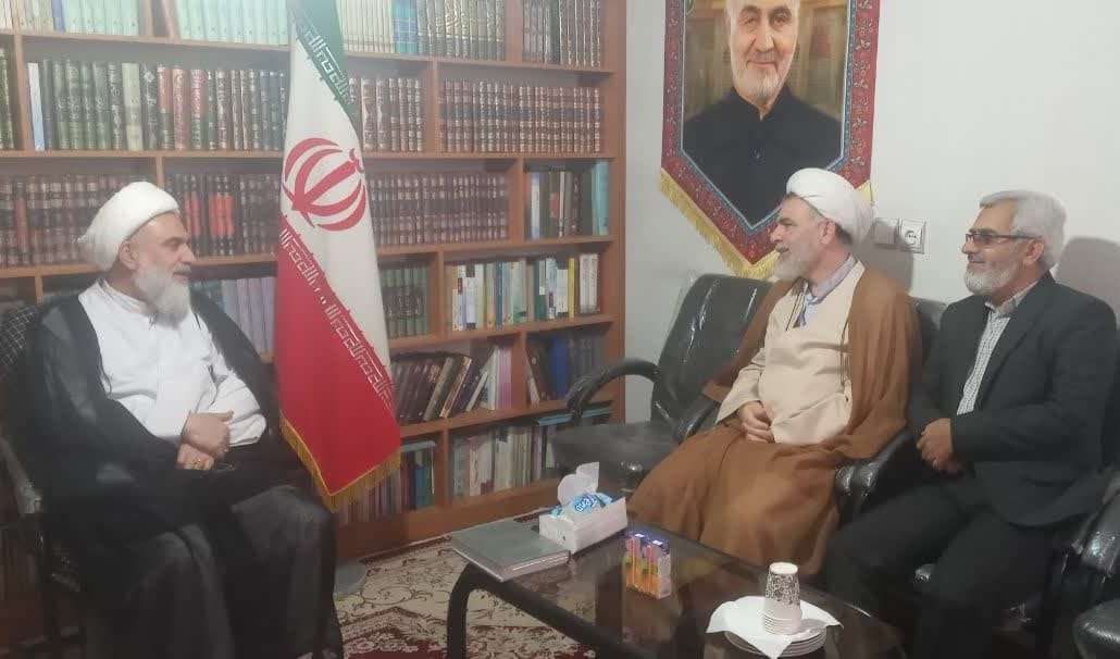 دیدار دبیر ستاد استان با امام جمعه شهرستان محمدیه