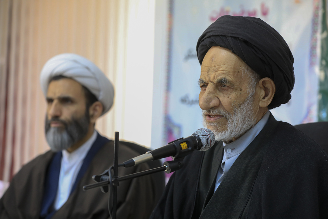  اساس کار امر به معروف و نهی از منکر محبت است
