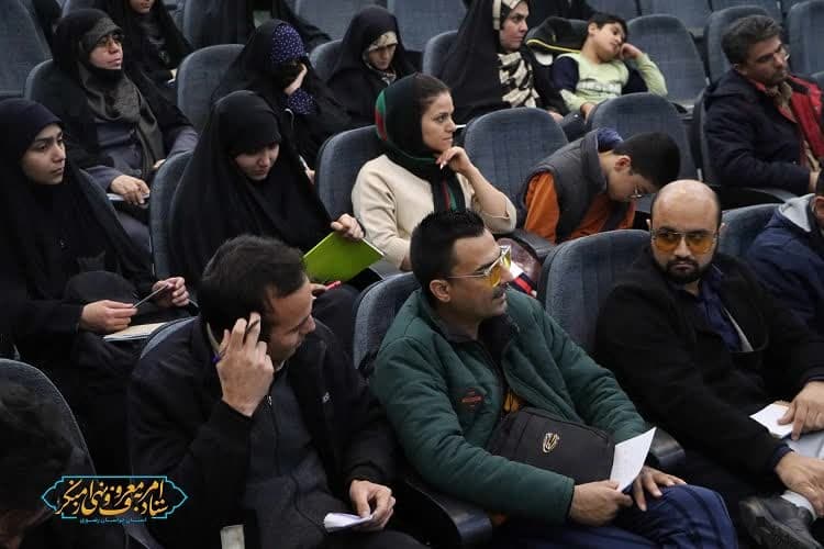  هر شهروند یک خبرنگار/ برگزاری اولین دوره آموزش شهروند خبرنگار ستاد امر به معروف در خراسان رضوی+عکس و فیلم