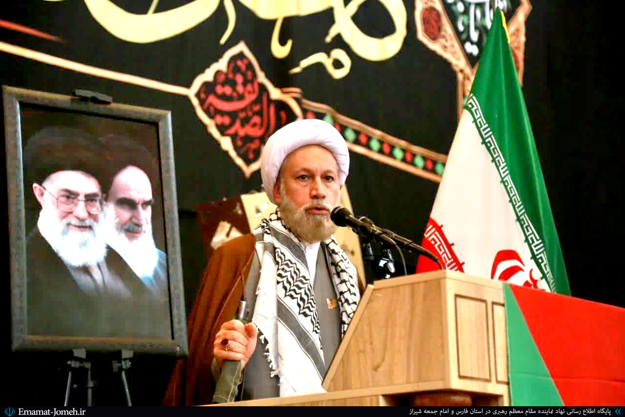 هرگاه خطری متوجه نظام شده، بسیج مردمی به میدان آمده است