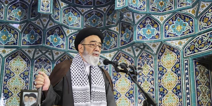 انتقاد آیت الله آل هاشم از وضعیت نامطلوب اجتماعی در برخی مناطق تبریز
