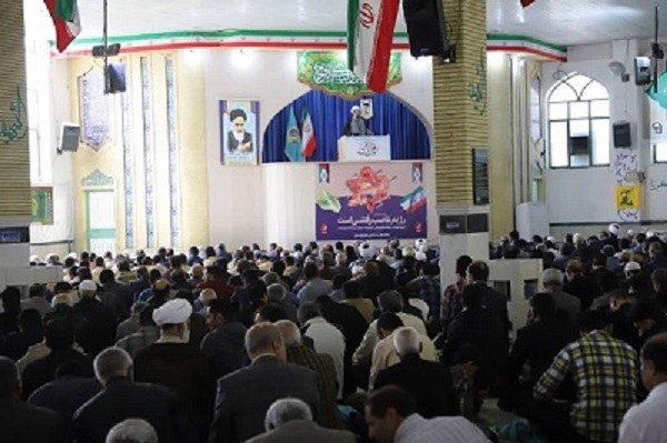در انتخابات پیش رو با رعایت معیارها و شایسته سالاری نماینده انتخاب کنیم