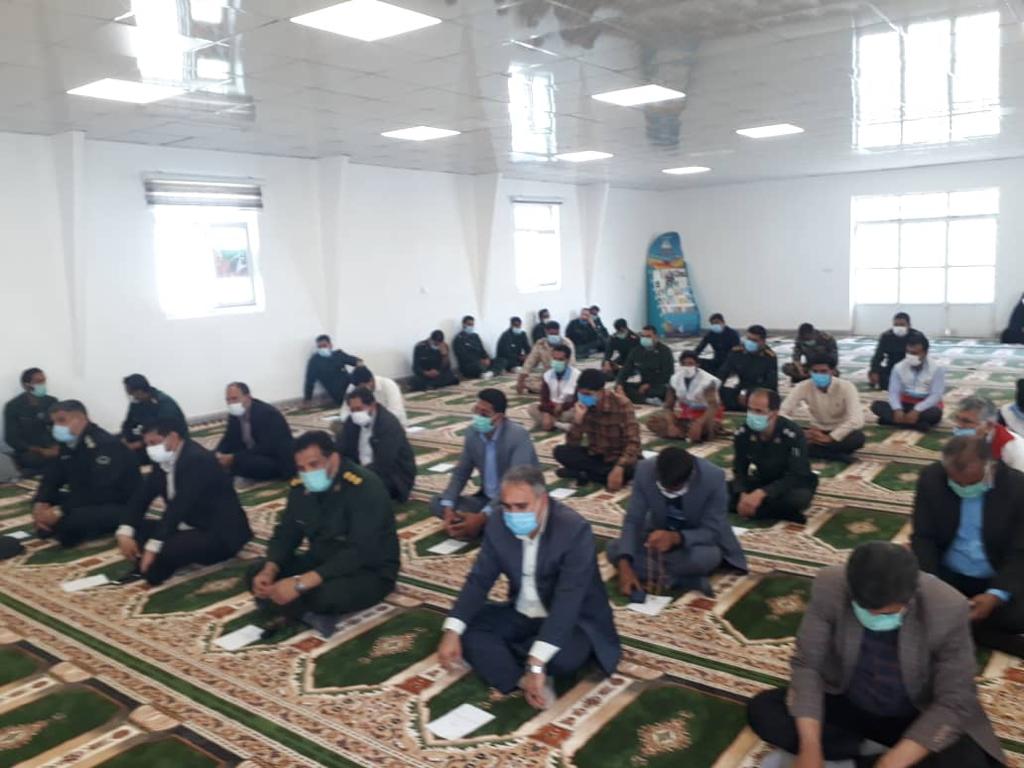 مسئولان با سعه صدر پذیرای انتقادات مردم باشند