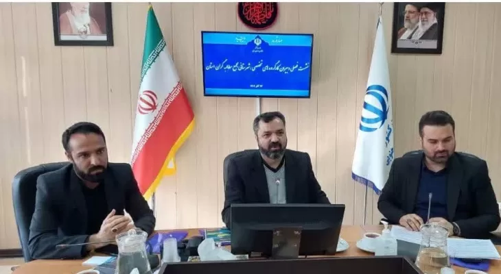 وظیفه مطالبه‌گران پاسخگوکردن مسئولان برای مطالبات مردم است