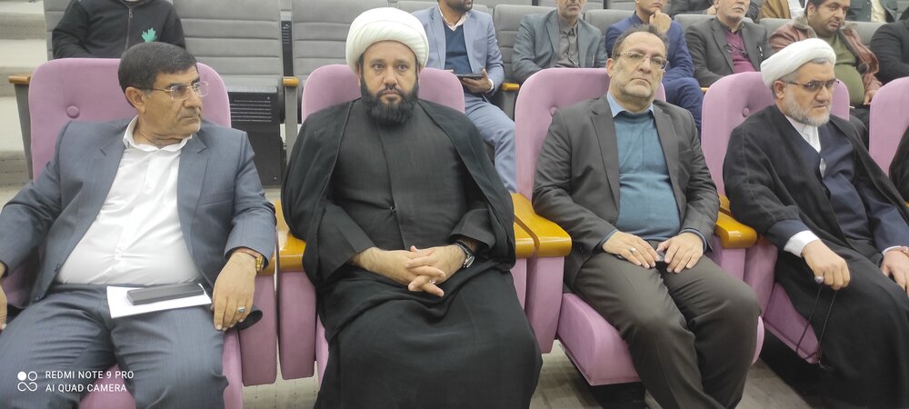 دانشگاه برای رفع بیکاری چه نقشی دارد؟