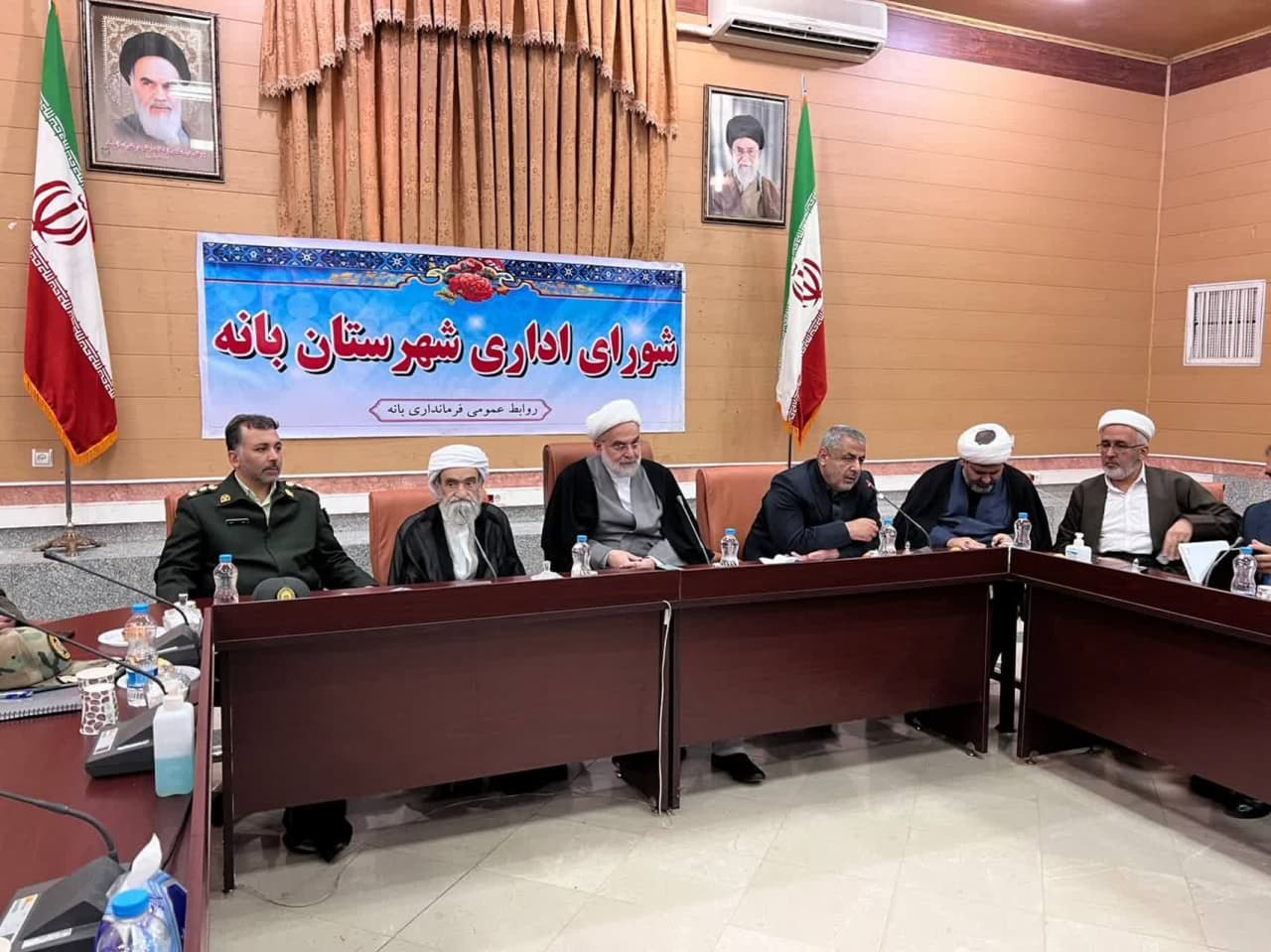 در نظام اسلامی اصل و اساس هر کاری مردم هستند