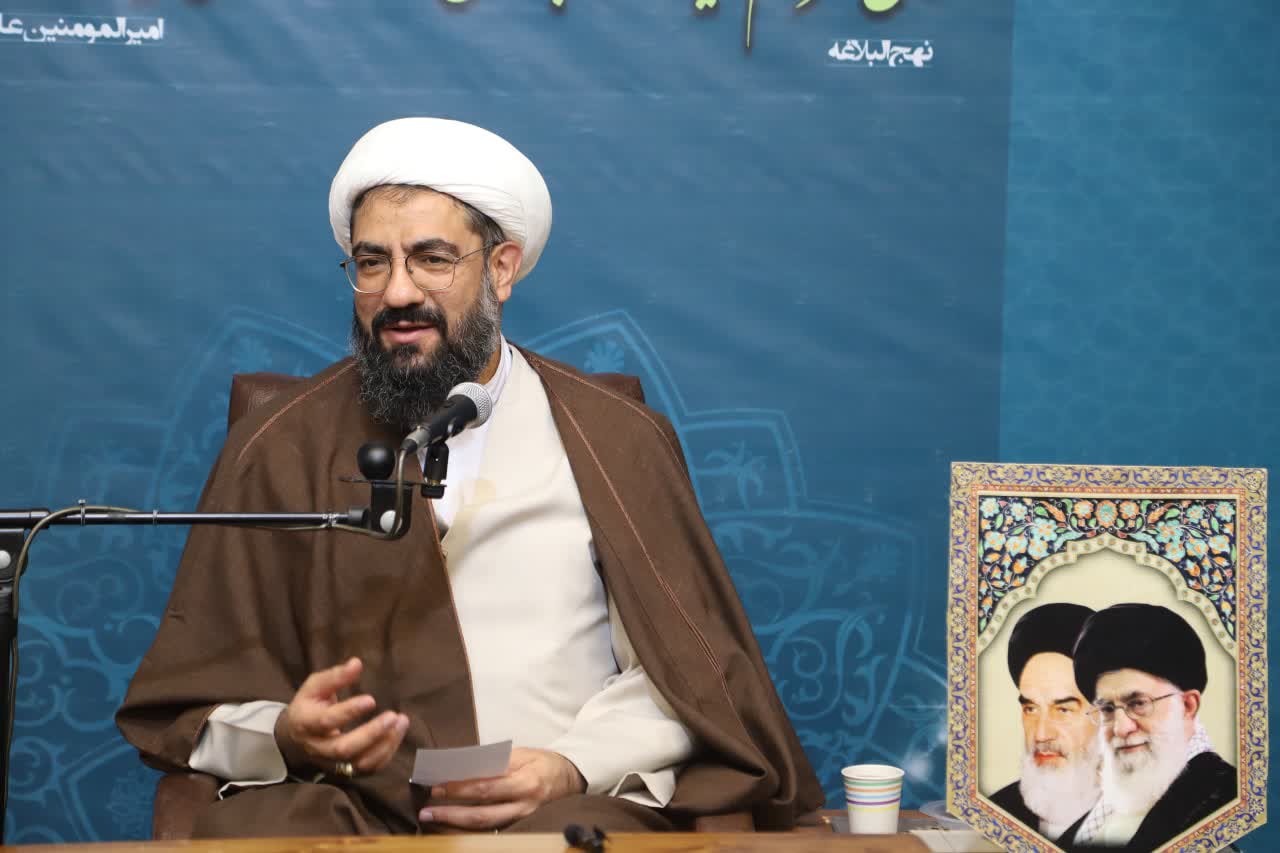تبیین دستاوردهای انقلاب با استفاده از ظرفیت هنر