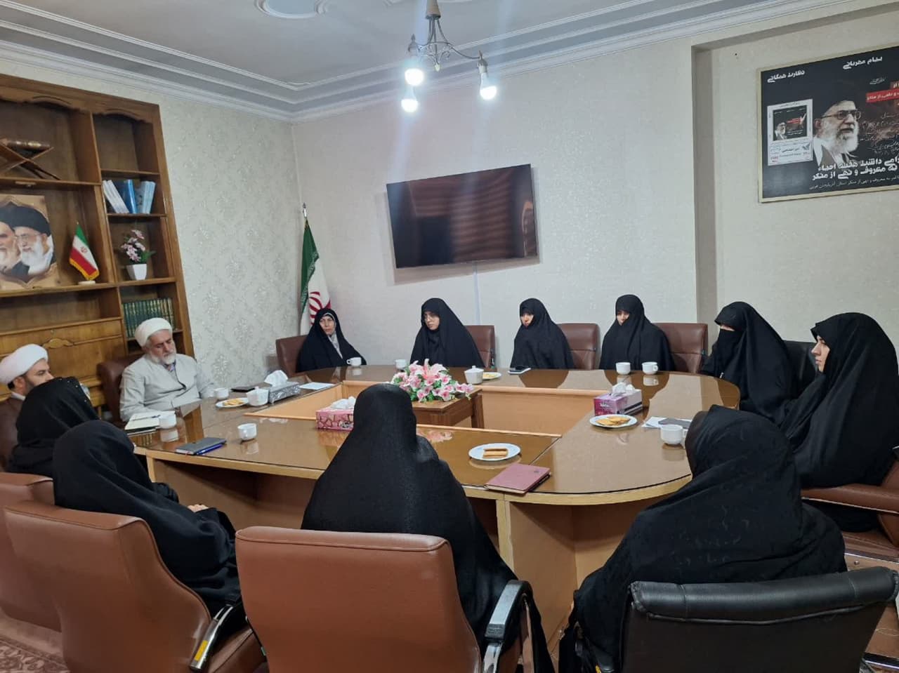 نشست دبیر ستاد امر به معروف آذربایجان‌غربی با فعالین حوزه عفاف و حجاب