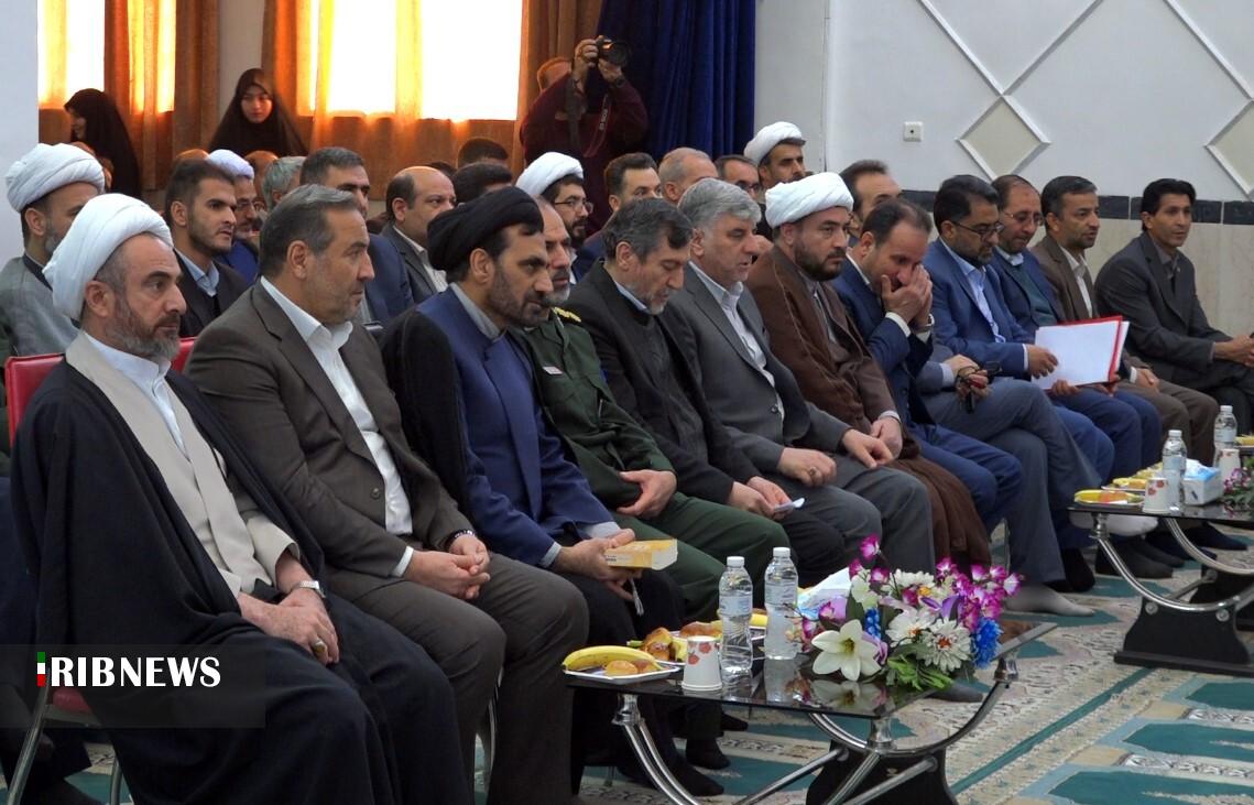  پیام عبودیت انقلاب اسلامی در جهان صادر شده است