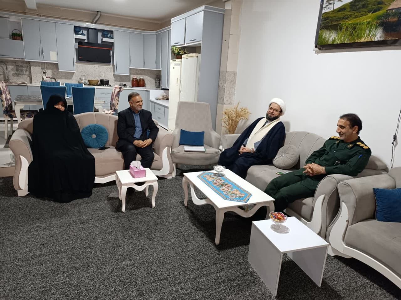 دلجویی دبیر ستاد امر به معروف و نهی از منکر استان ایلام از خانم آمر به معروف و ناهی از منکر در شهرستان مرزی دهلران