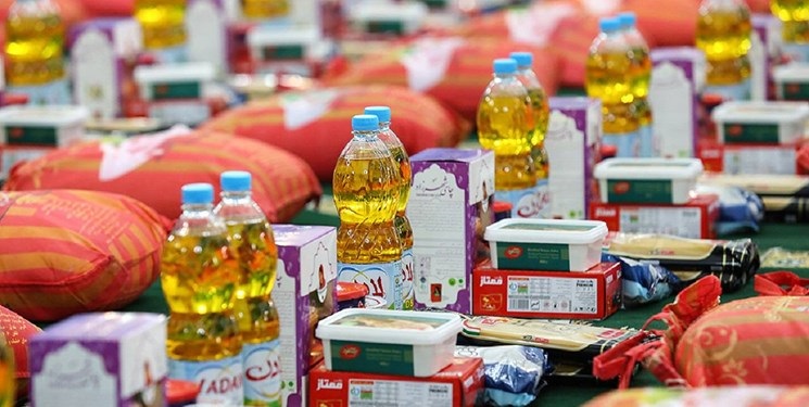 توزیع ۱۱۰ بسته معیشتی بین نیازمندان در گناباد