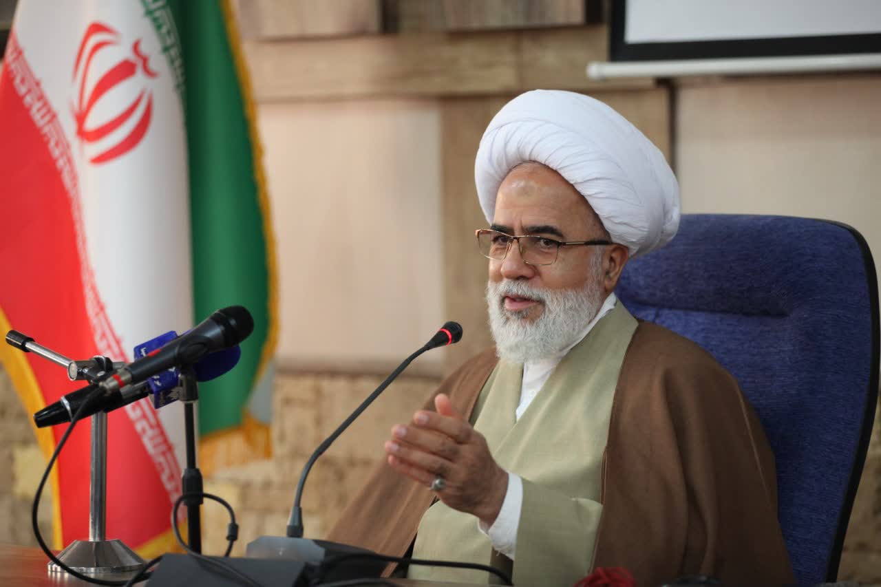 امروز، روز حضور دستگاه‌های فرهنگی در خط مقدم مقابله با دشمن است