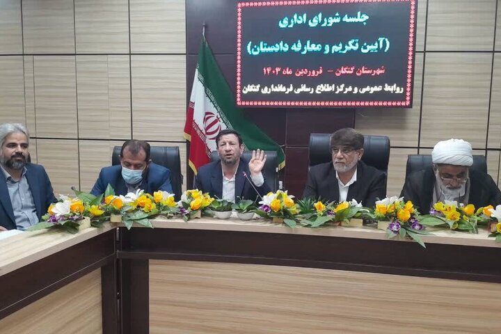 در راستای حقوق عامه بسیاری از کارهای انجام نشده وجود دارد