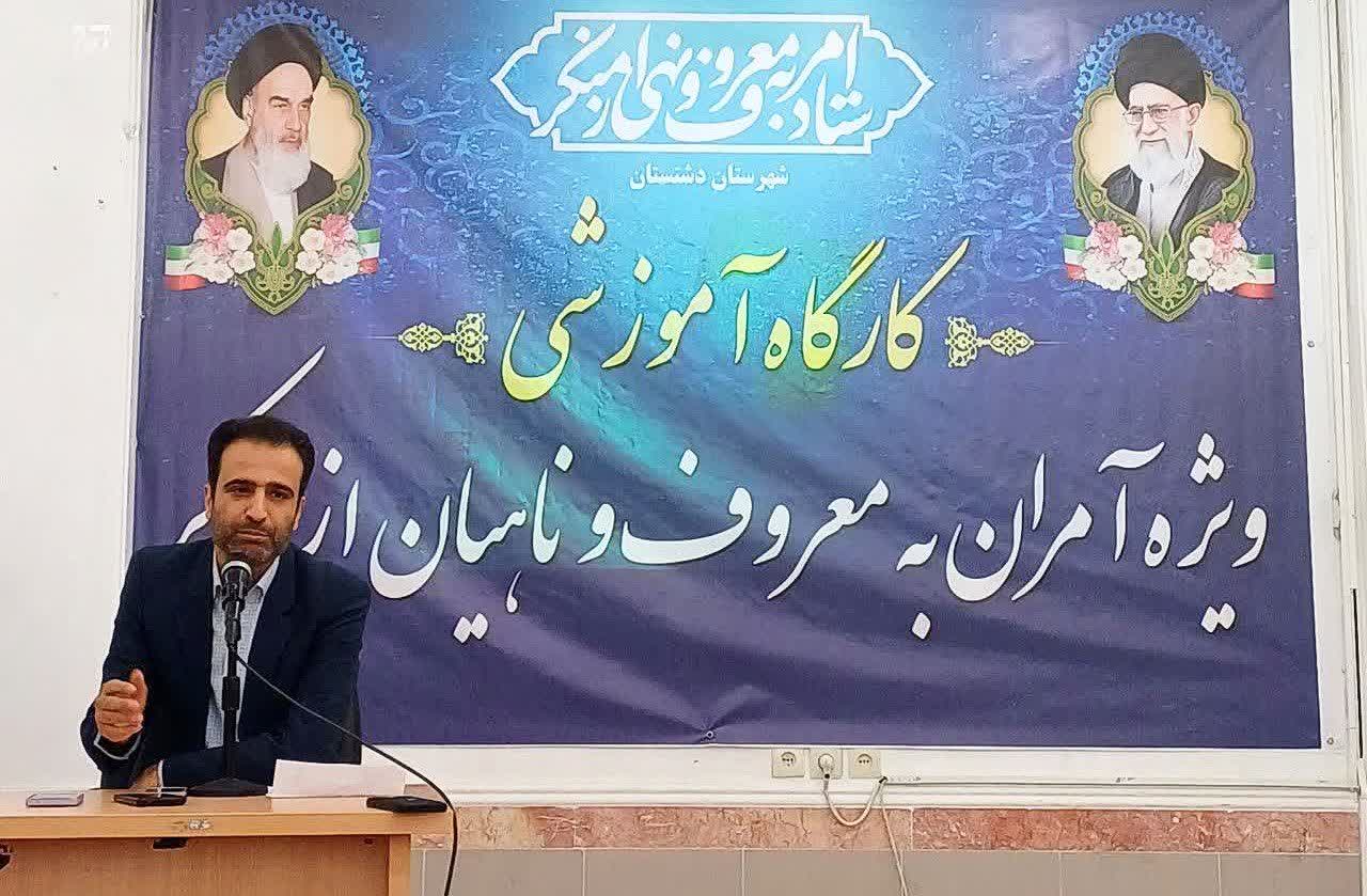 با هرگونه ناهنجاری و موارد خلاف عفت عمومی برخورد می شود 