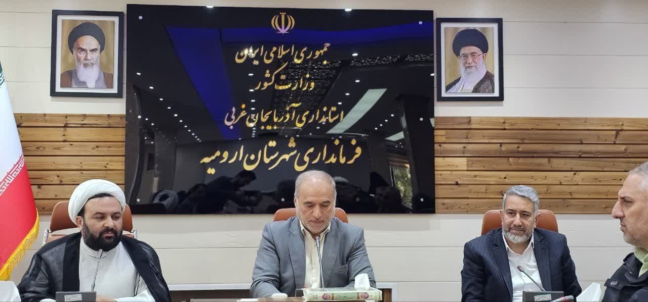 نشست تشکل های مردمی عفاف و حجاب با فرماندار