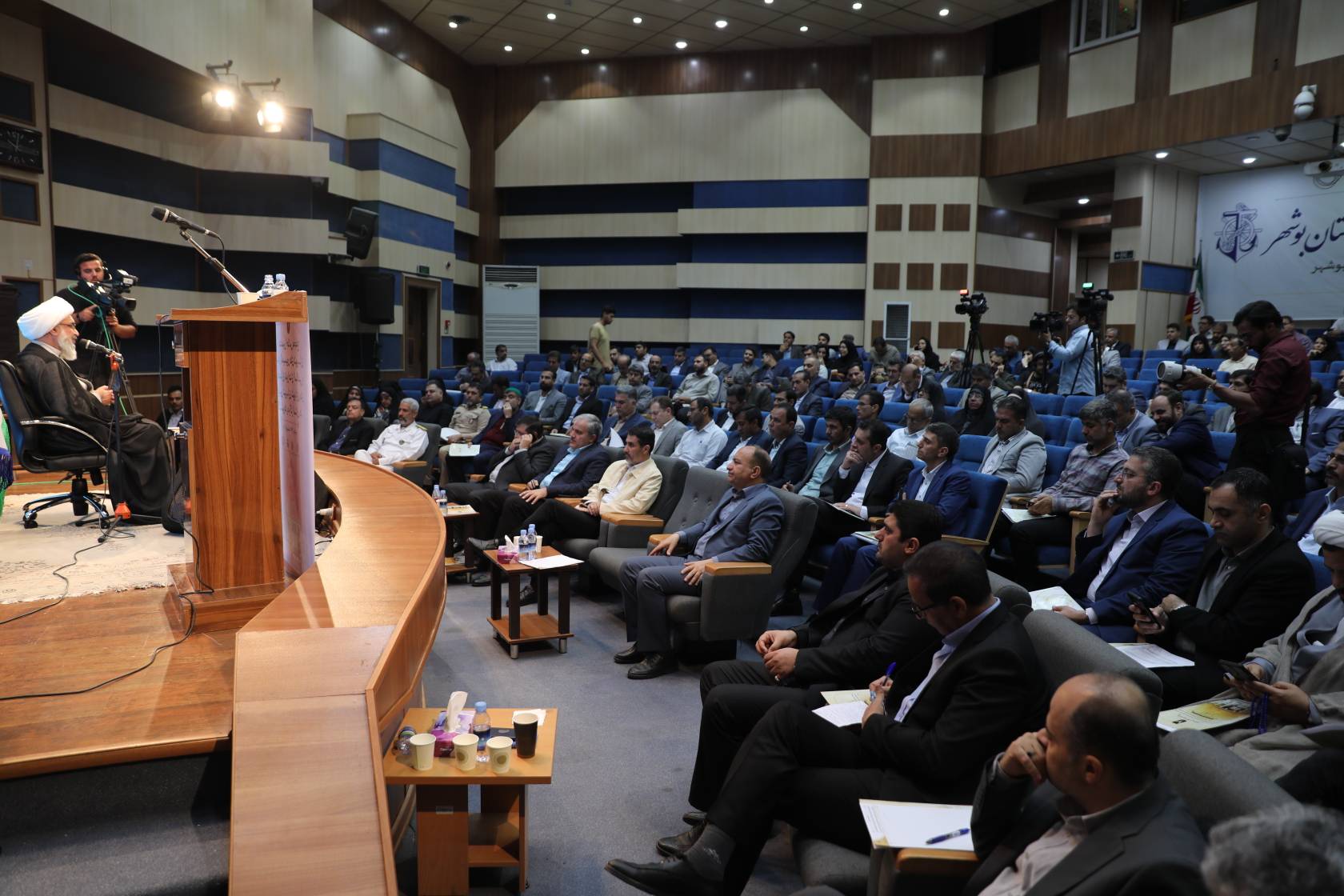در عرصه معماری و شهرسازی باید یک نگاه جامع از حیث تمدن آفرینی باشد
