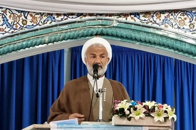 نباید سرمایه هلدینگ خلیج فارس خرج یک تعداد سلبریتی پرخرج شود.