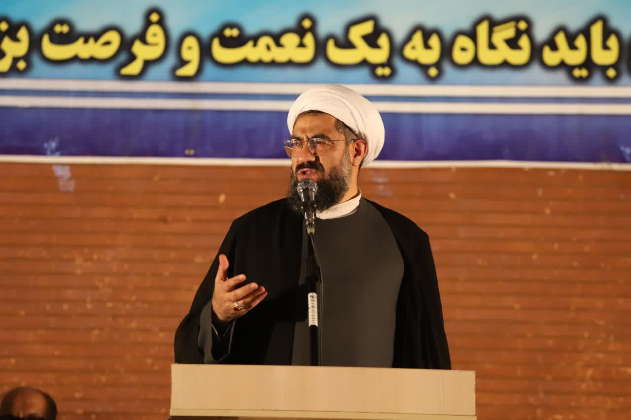 زائران حج سفیران فرهنگ تشیع در این سفر هستید.