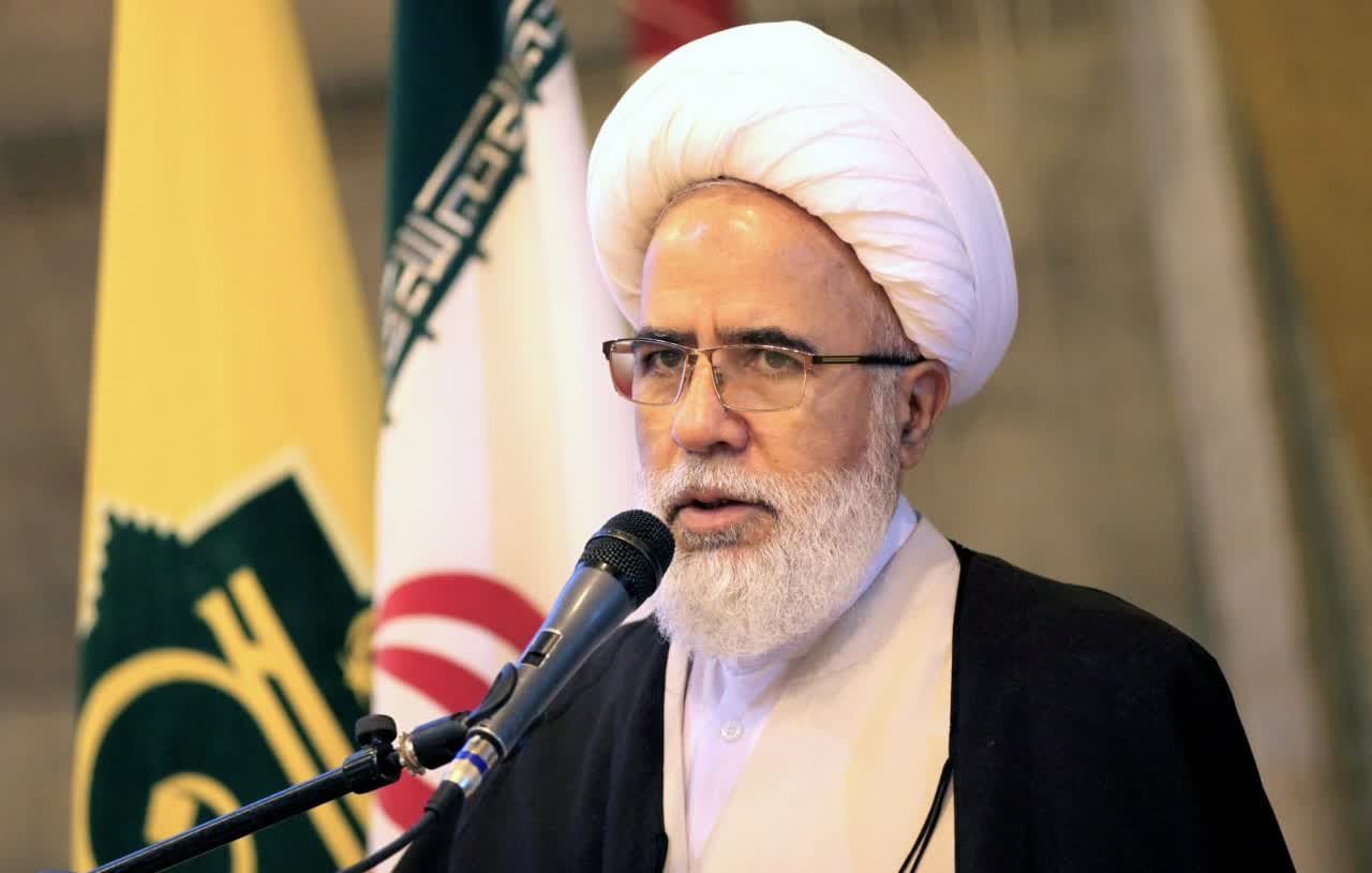  دختران، اعضای مؤثر جامعه اسلامی و مورد محبت پروردگار متعال هستند