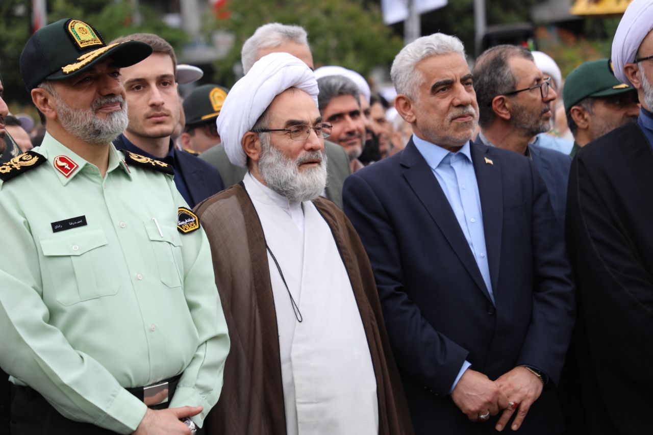 حضور سردار رادان در تجمع حمایت از مجریان طرح نور به دعوت نماینده ولی‌فقیه در گیلان