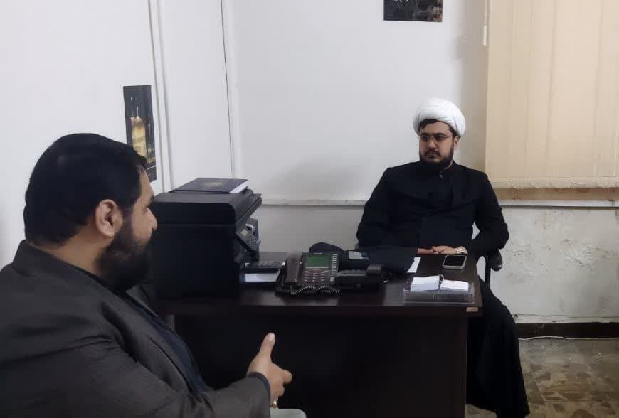 هر اقدامی که سبب مهاجرت معکوس از شهر به روستا شود، از مصادیق معروف است
