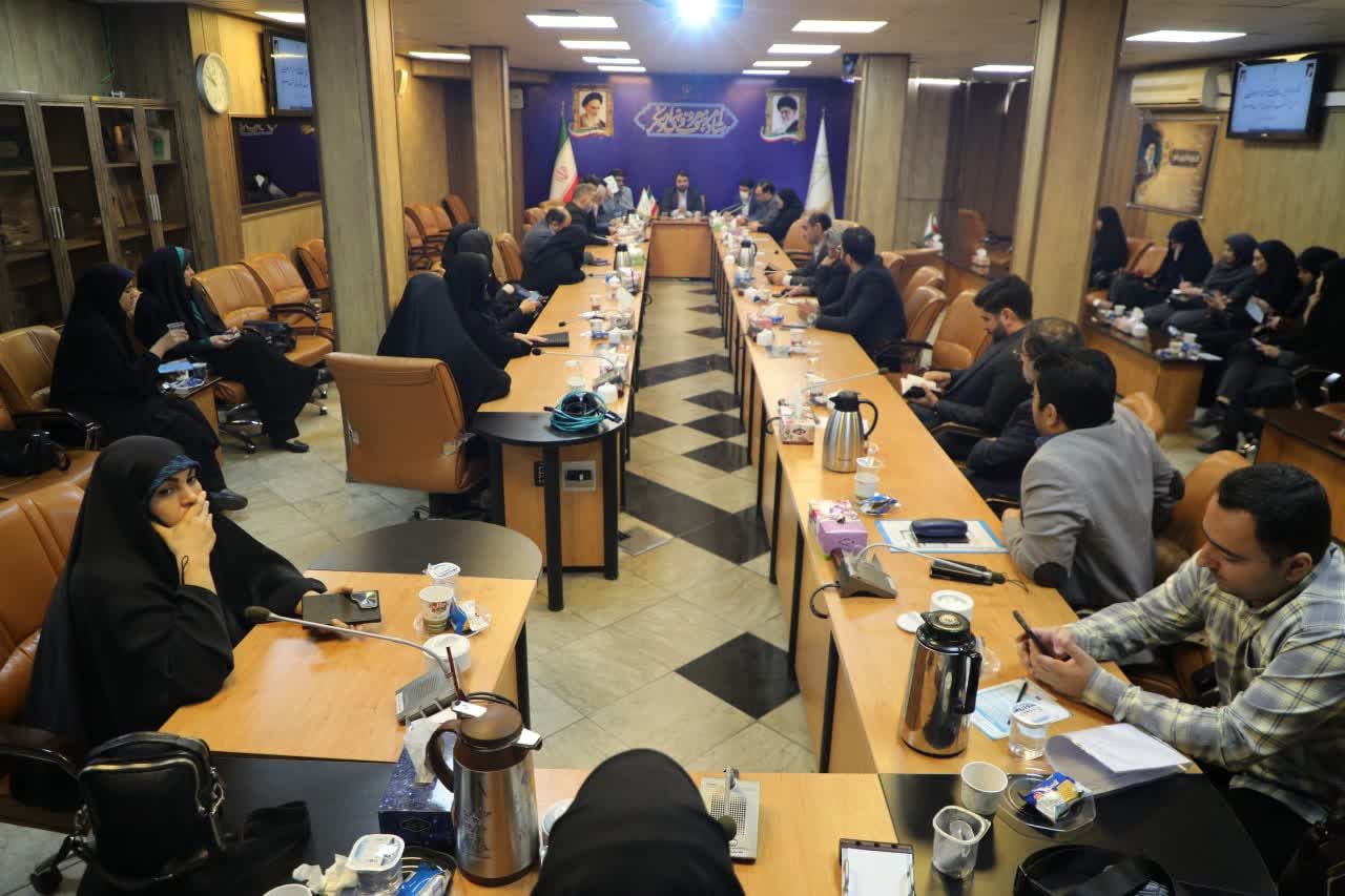 نخستین جلسه کارگروه مسئولین روابط عمومی شوراهای امر به معروف و نهی از منکر دستگاه های اجرایی استان تهران
