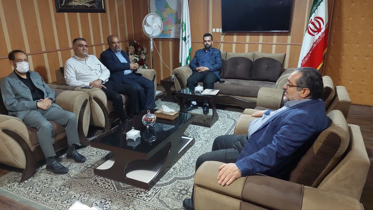 نماز بالاترین معروف و ترک نماز بد ترین منکر است