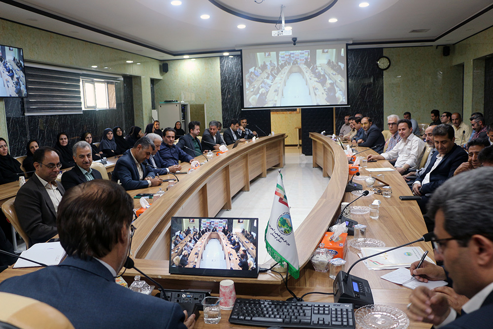 انتخاب رئیس جمهوری که در مسیر شهید رئیسی حرکت کند بسیار مهم است
