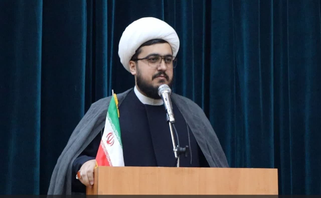 تشویق و ترغیب مردم برای حضور در پای صندوقهای رای مهمترین معروف است.
