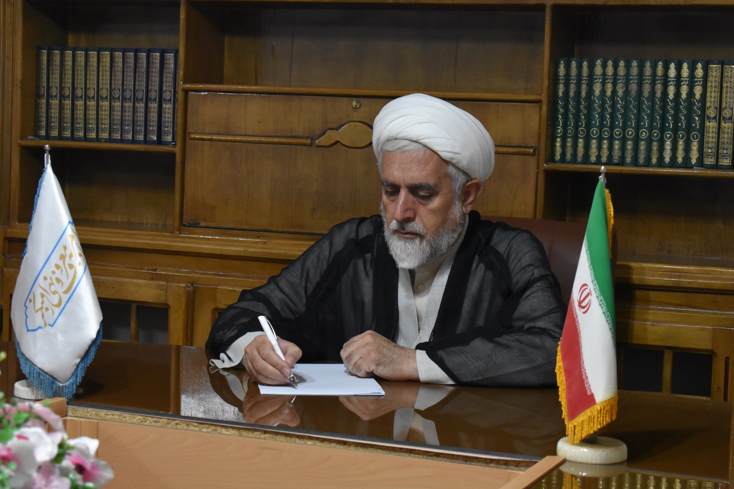پیام دعوت دبیر ستاد امر به معروف و نهی از منکر استان آذربایجان غربی از مردم استان برای شرکت در انتخابات چهاردهمین دوره ریاست جمهوری