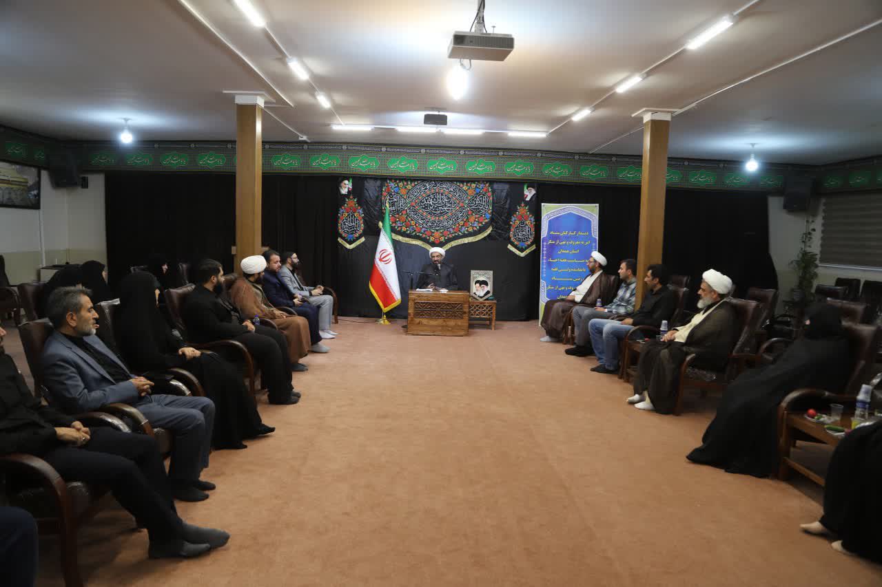 امر‌به‌معروف و نهی‌ازمنکر از آسیب‌ها در جامعه جلوگیری می‌کند