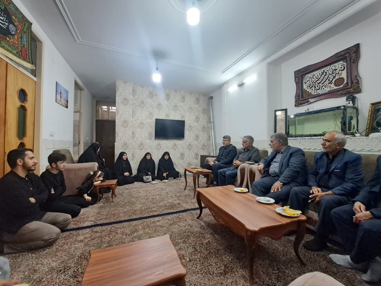 دیدار دبیر ستاد امر به معروف و دادستان کرمان با خانواده شهید آمر به معروف