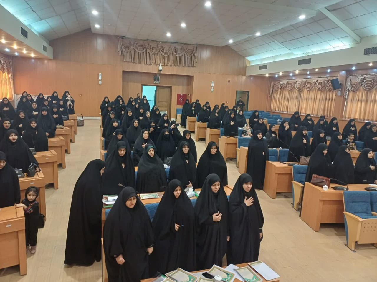  آیین تجلیل از آمران به معروف در نیشابور