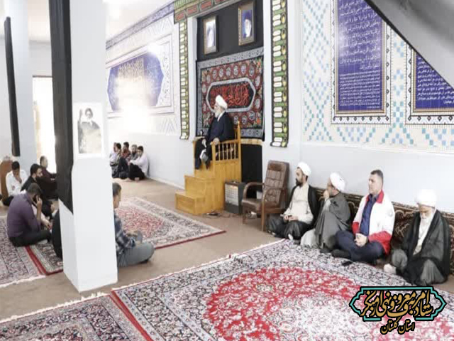 به مناسبت هفته احیاء محفل سوگواری اولین روز محرم در حسینیه حضرت علی‌اکبر (ع) جمعیت هلال‌احمر گلستان برگزارشد