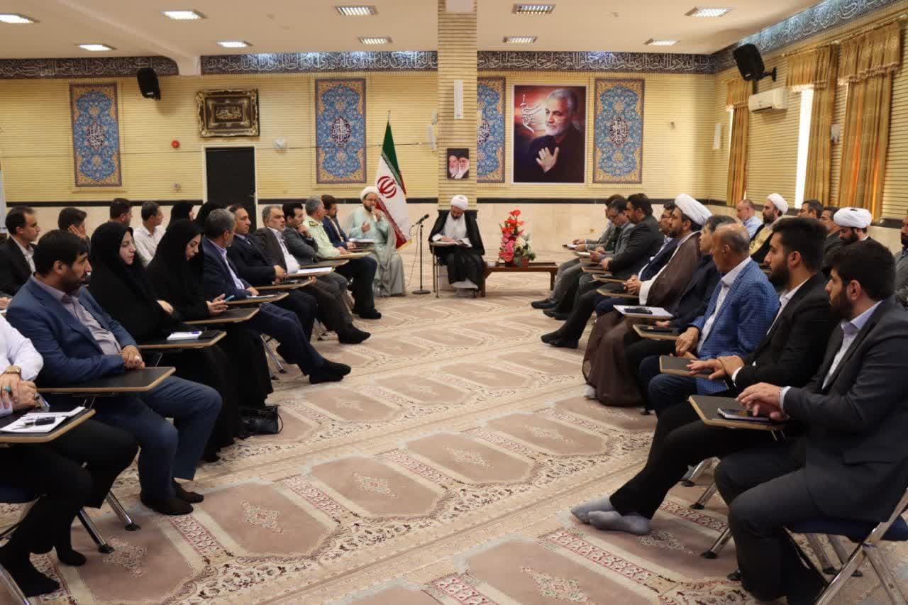 تمام دستگاه ها برای انتخابات و محرم آماده باشند