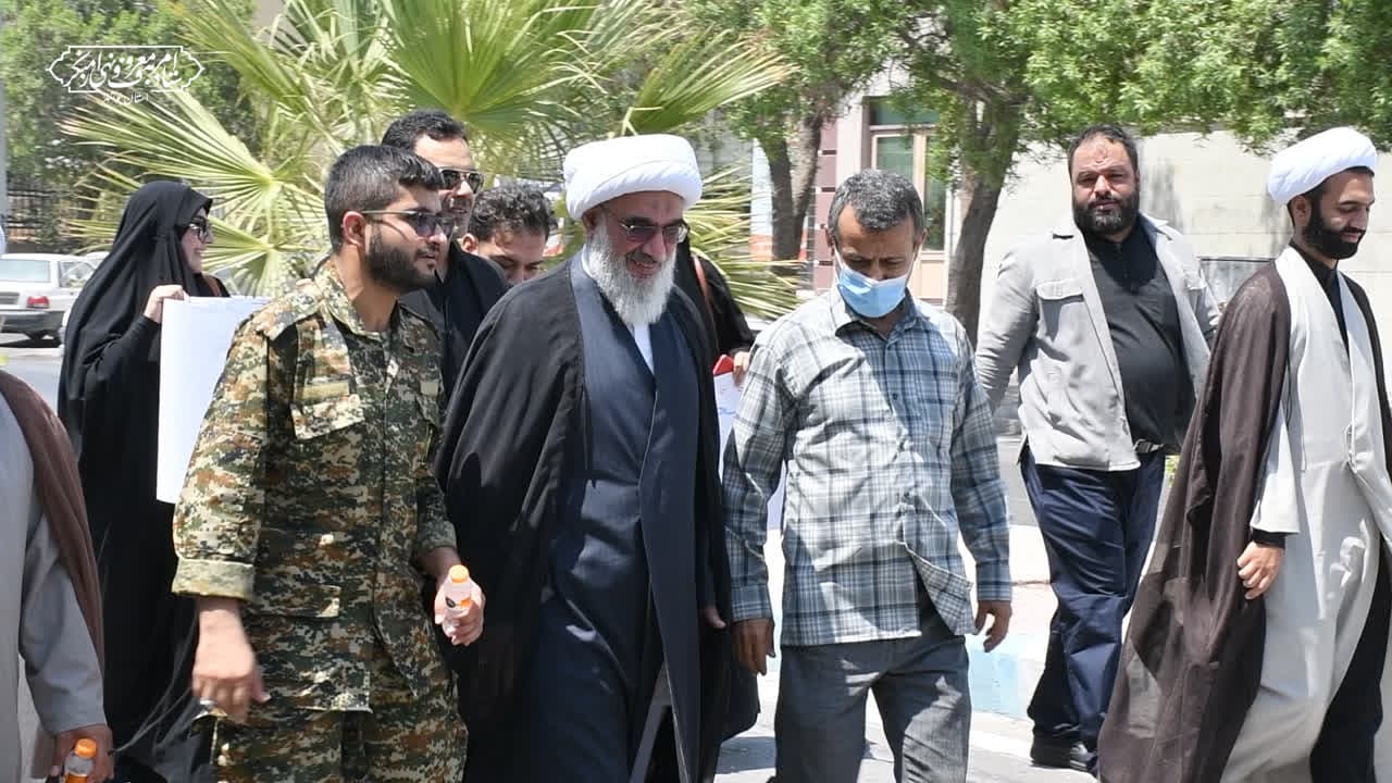 مسئولان نسبت به اجرای قانون عفاف و حجاب شتاب کنند