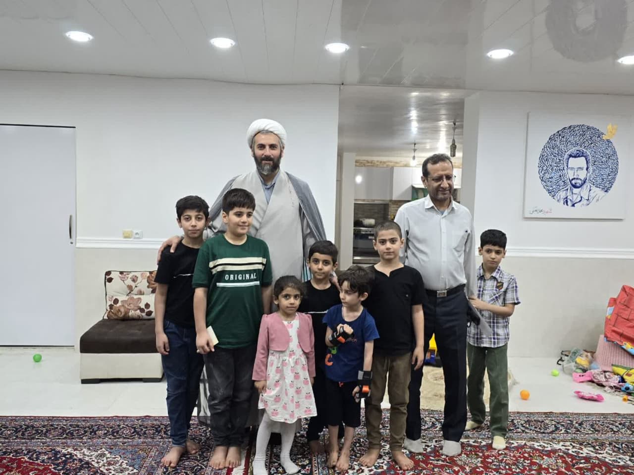 خانوداه کارکنان ستاد،  احیاگران امر به معروف هستند.