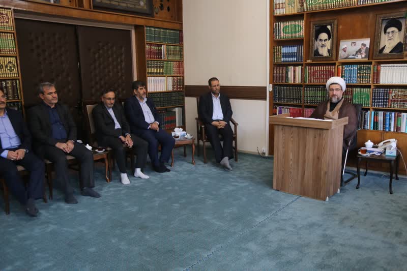 نظام تعلیم‌وتربیت باید فراجناحی باشد