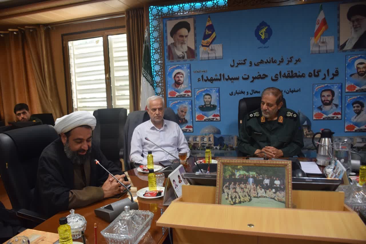 اولویت ستاد امربه معروف ونهی از منکر نظارت براجرای قوانین