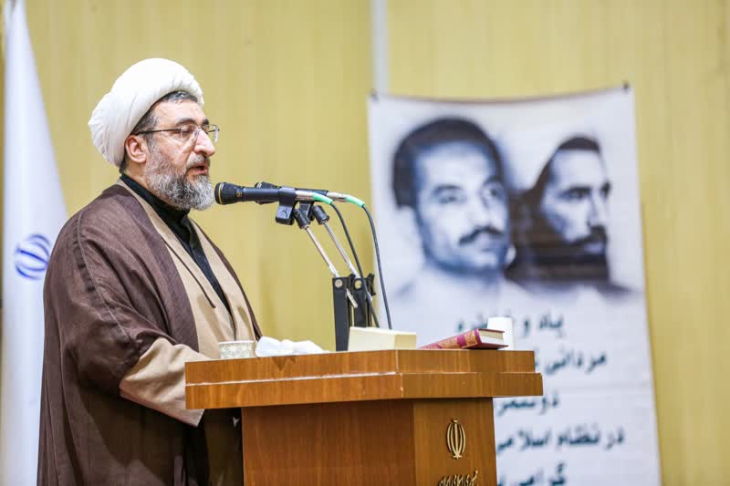 رئیس دولت چهاردهم باید آذربایجان را به جایگاه واقعی خود برساند