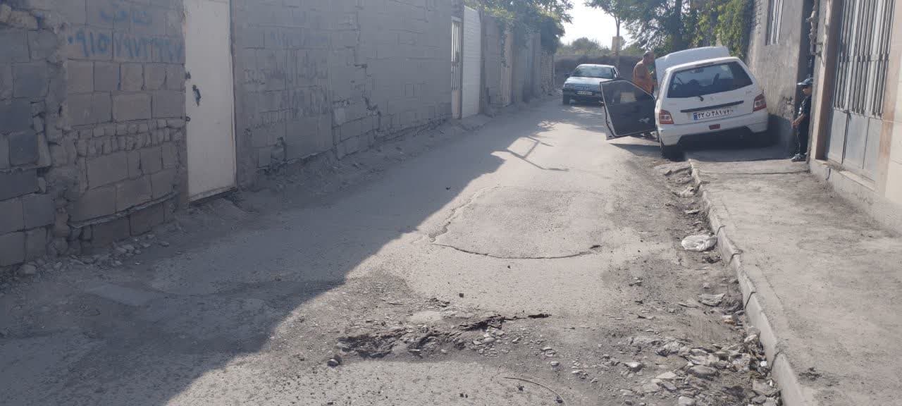 شهروندخبرنگار: نارضایتی ساکنان روستای منزل آباد مشهد به علت عدم آسفالت مسیر