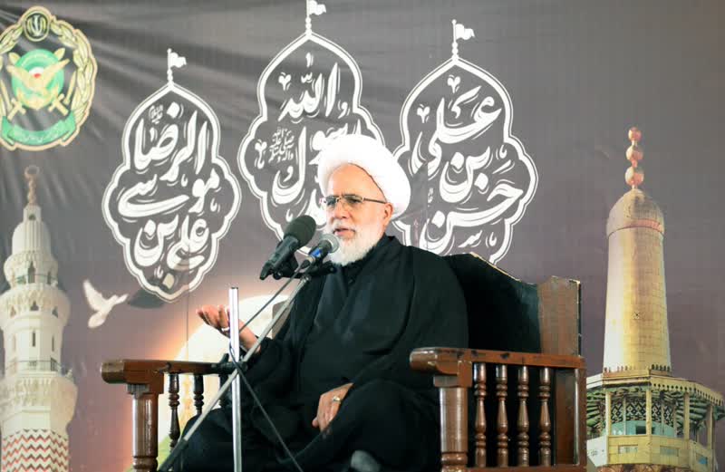 پیامبر اکرم (صلی‌الله‌‌علیه‌‌وآله‌و‌سلم)، اسوه و الگوی همه بشریت است