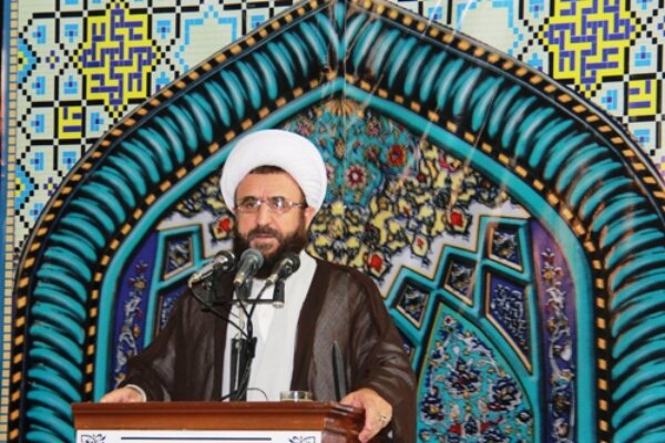 ضرورت توسعه منطقه آزاد به سمت گرمی