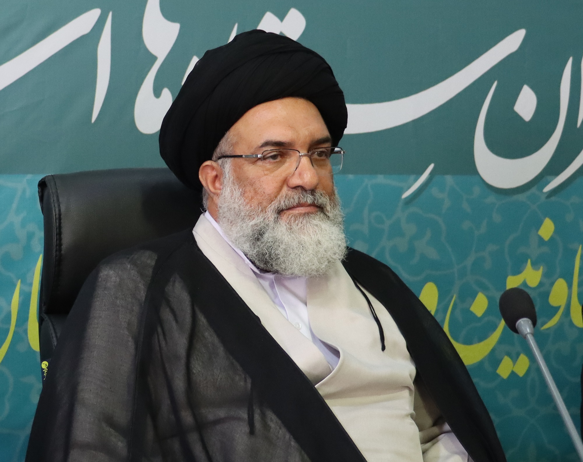 هدف اصلی دشمن ایجاد ولنگاری در جامعه است
