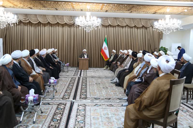 مسجد پایگاه شکل گیری تمدن اسلامی