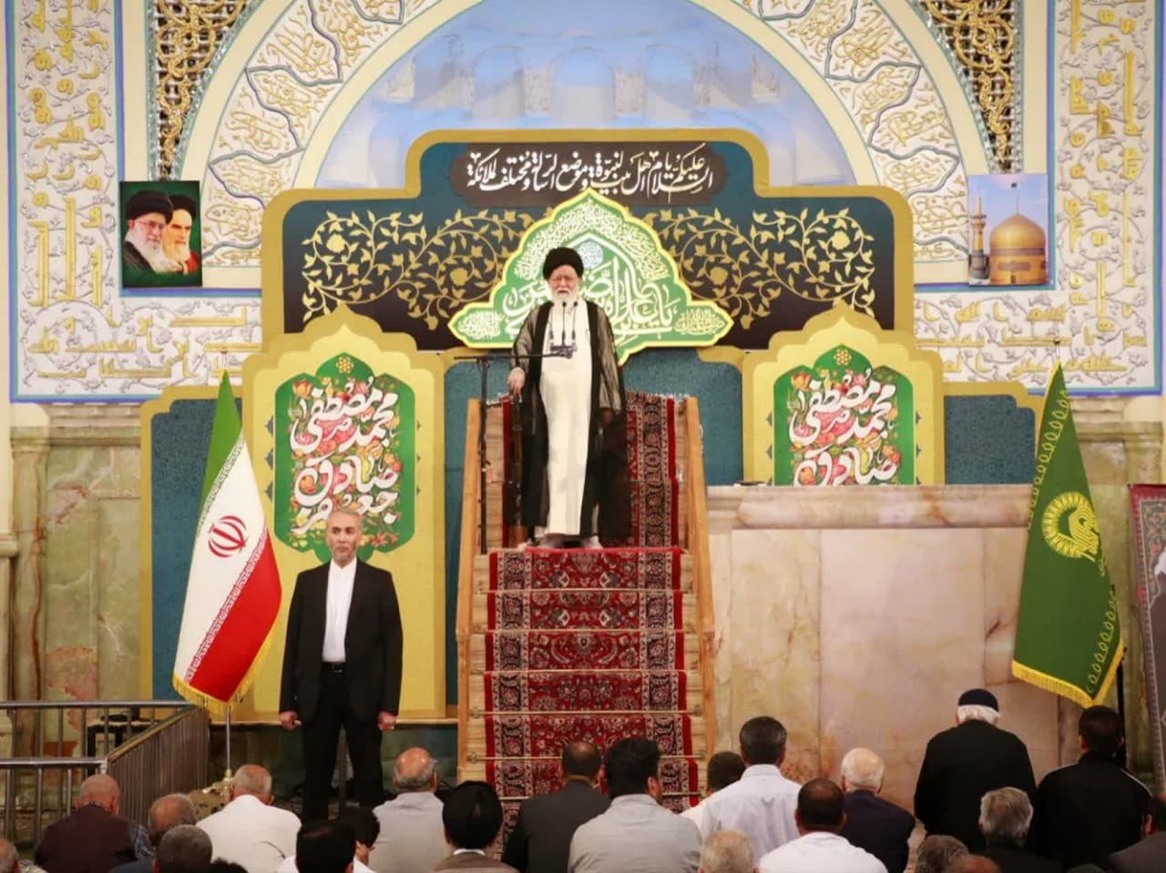  مفهوم وحدت، وحدت برای دفاع از اسلام است/ انقلاب ما از دفاع قابل‌تفکیک نیست