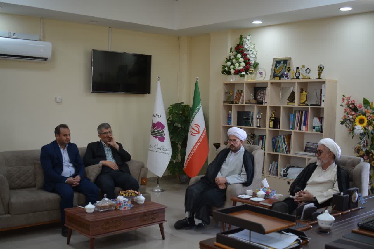  جلسه شورای امر به معروف و نهی از منکر شرکت شهرک های صنعتی استان آذربایجان‌غربی برگزار شد