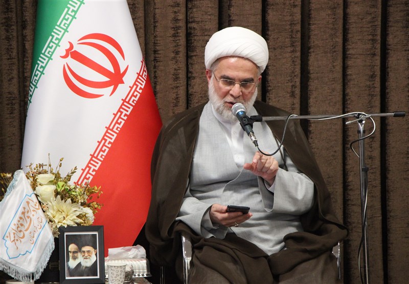 چهار نشانه شقاوت و پستی از دیدگاه پیامبر اکرم(ص) 