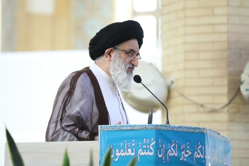 پیام حضور فخر عالم شیعه، امام خامنه‌ای در نماز جمعه این هفته، غیرت و عزت و اقتدار و اعلام خفت و زبونی دشمن است 